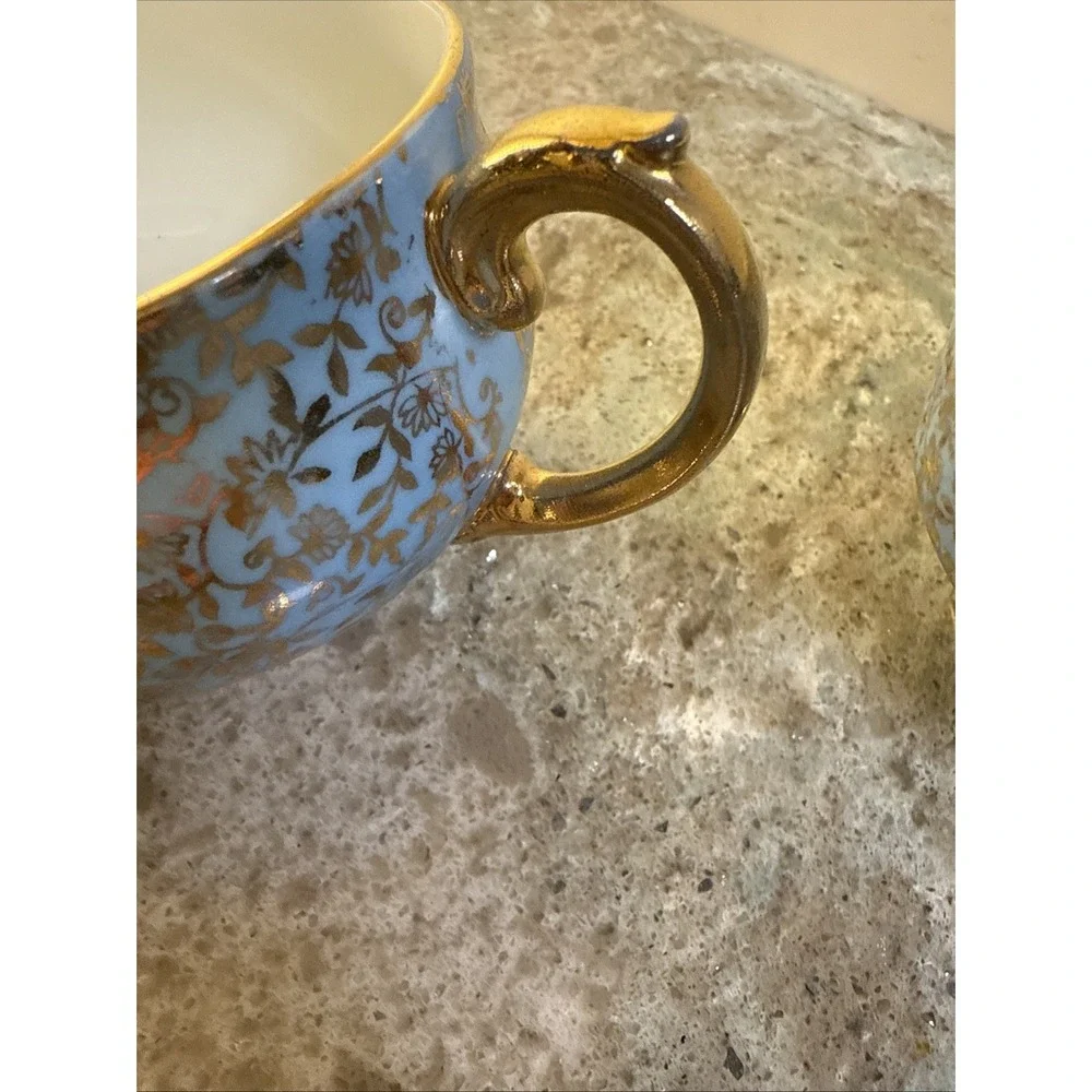 George Jones & Sons JON158 England Sugar‎ & Creamer Gold Floral Lace Footed RARE